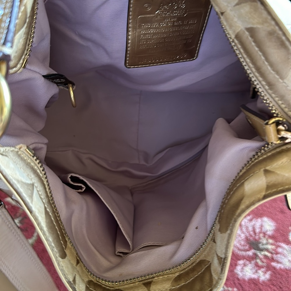 Purse - Picture 4 of 4